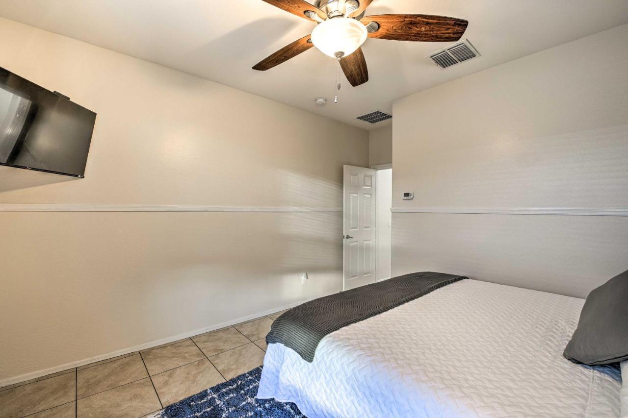 Holiday home With Heated Pool 7 Mi To Downtown!